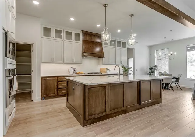 2nd image of 7617 Leoma Ln, Oklahoma City, OK 73150 | MLS# 1244316