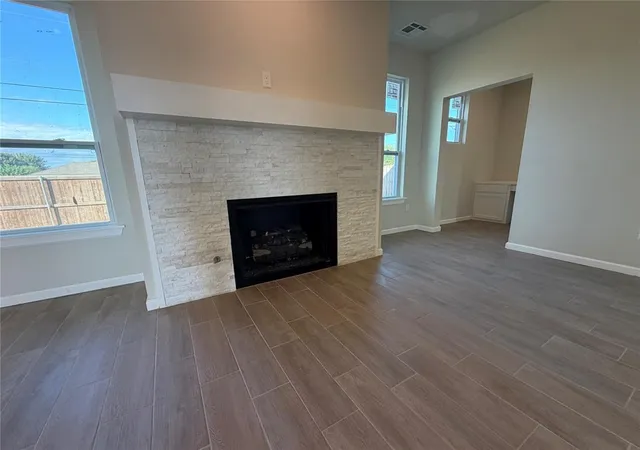 Photo 3 of Single family home for sale at 939 Se 16th Terrace, Newcastle, OK 73065 | MLS# 1244321 | Listing updated on 2026-10-20