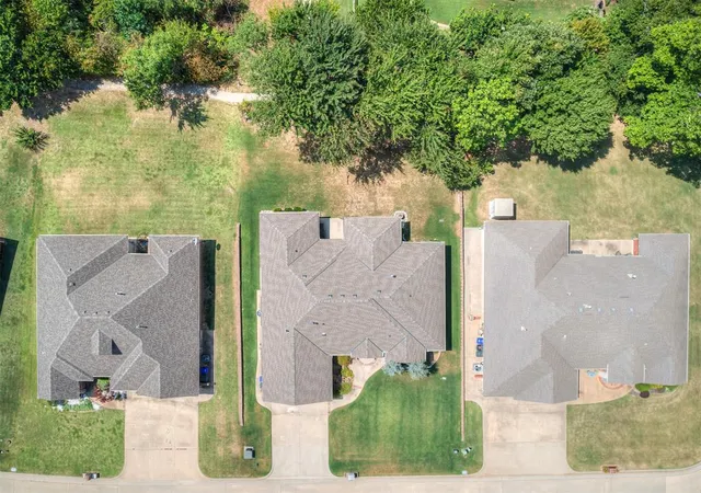 Photo 2 of Single family home for sale at 407 Canterbury Rd, Midwest City, OK 73130 | MLS# 1244332 | Listing updated on 2026-10-06