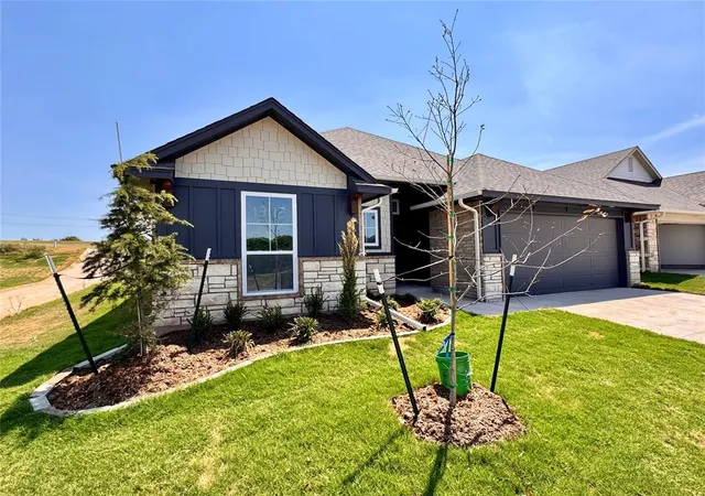 2nd image of 1312 Colonial Ave, Tuttle, OK 73089 | MLS# 1244333