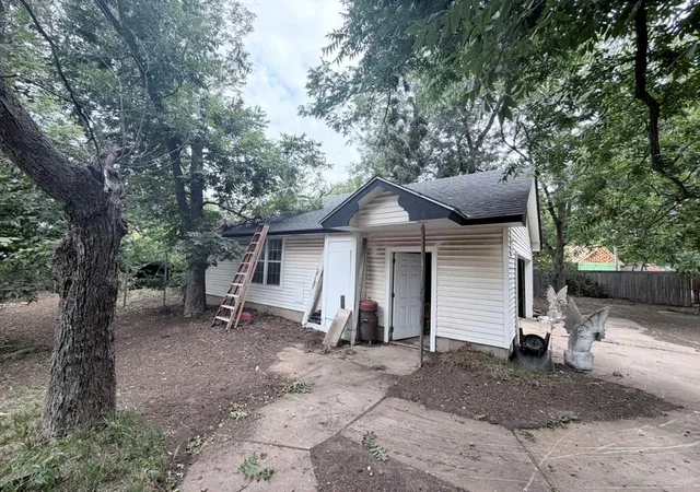 Photo 3 of Single family home for sale at 5931 NW 43rd Street, Oklahoma City, OK 73122 | MLS# 1244358 | Listing updated on 2026-09-01