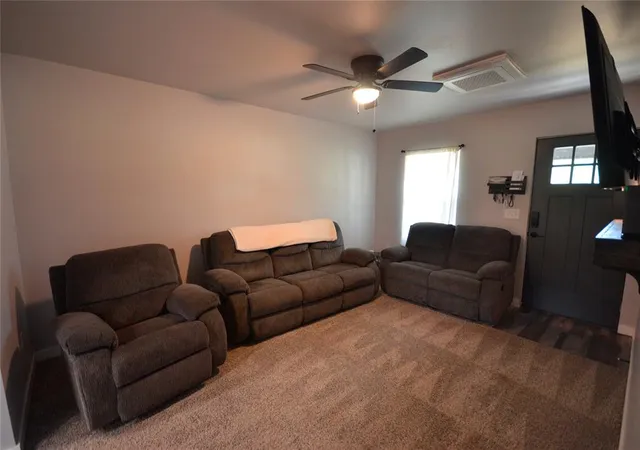 Photo 3 of Sale Pending at 313 SE 2nd Street, Blanchard, OK 73010 | MLS# 1244365 | Listing updated on 2026-10-02