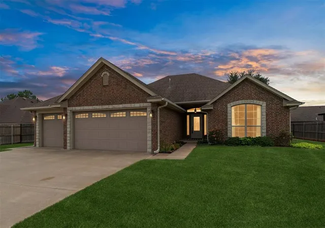 2nd image of 1507 O'susanna, Shawnee, OK 74804 | MLS# 1244393