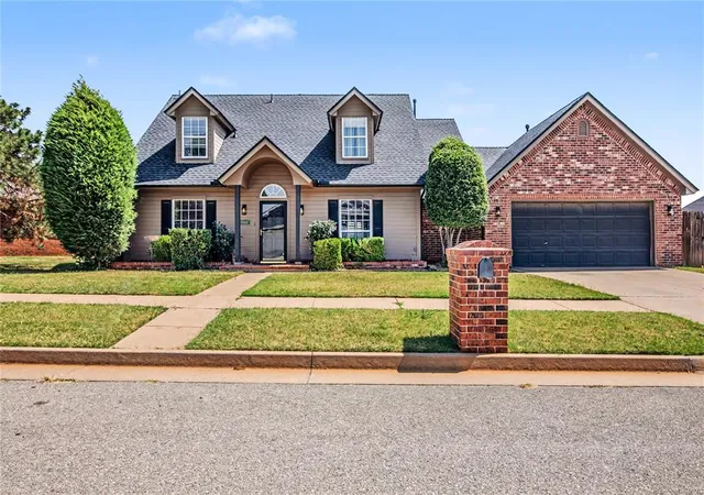 Photo 2 of Single family home for sale at 15604 Hyde Parke Dr, Edmond, OK 73013 | MLS# 1244394 | Listing updated on 2026-10-07
