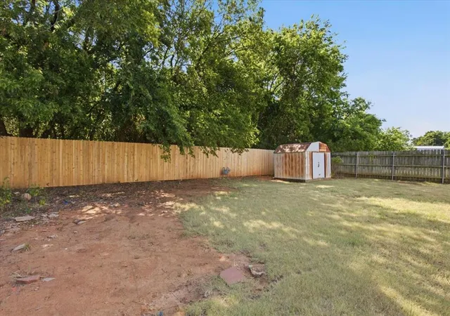 Photo 17 of Sale Pending at 1500 Autumn Dr, Moore, OK 73160 | MLS# 1244404 | Listing updated on 2026-10-13
