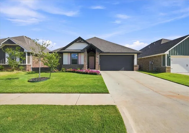 Photo 2 of Single family home for sale at 12309 Sw 30th Street, Yukon, OK 73099 | MLS# 1244407 | Listing updated on 2026-09-17