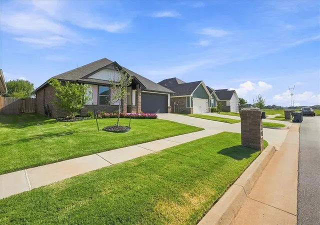 Photo 3 of Single family home for sale at 12309 Sw 30th Street, Yukon, OK 73099 | MLS# 1244407 | Listing updated on 2026-09-17