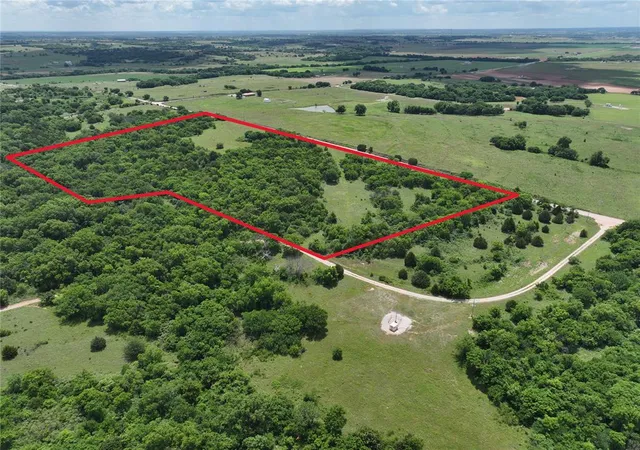 Photo 3 of Land for sale at 9 130th Street, Lindsay, OK 73052 | MLS# 1244408 | Listing updated on 2026-09-23