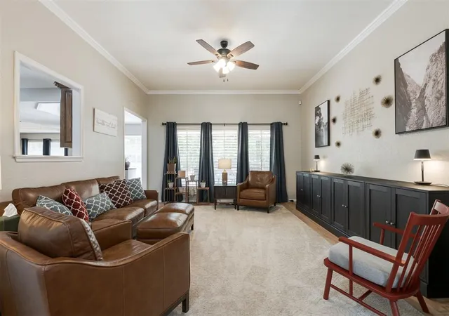 4th image of 817 Fox Hill Dr, Edmond, OK 73034 | MLS# 1244421