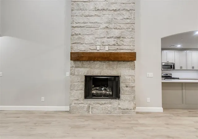 Photo 3 of Townhouse for sale at 4109 Abbey Park Crk, Edmond, OK 73025 | MLS# 1244441 | Listing updated on 2026-10-04