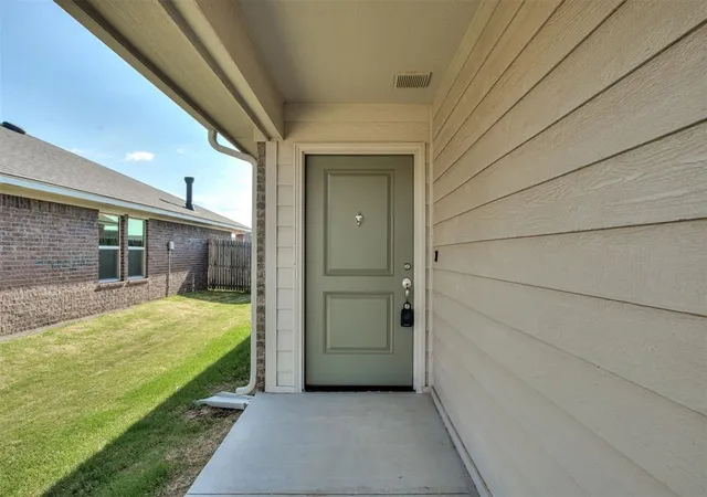 Photo 3 of Single family home for sale at 13604 Grass Plain Ave, Yukon, OK 73099 | MLS# 1244442 | Listing updated on 2026-08-20