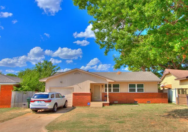Photo 1 of Single family home for sale at 605 Eddie Dr, Oklahoma City, OK 73110 | MLS# 1244447 | Listing updated on 2026-09-08