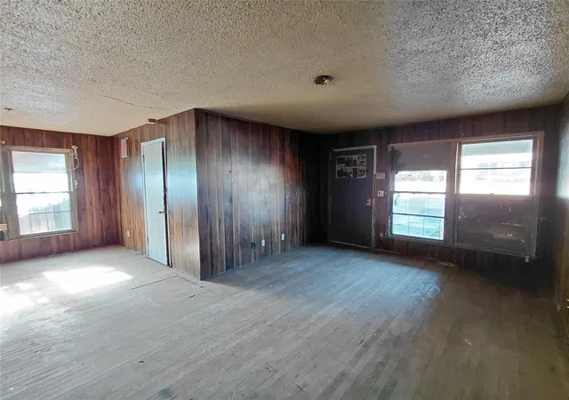 Photo 1 of Single family home for sale at 4012 NW 33rd Street, Oklahoma City, OK 73112 | MLS# 1244459 | Listing updated on 2026-10-08