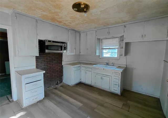 Photo 3 of Single family home for sale at 4012 NW 33rd Street, Oklahoma City, OK 73112 | MLS# 1244459 | Listing updated on 2026-10-08