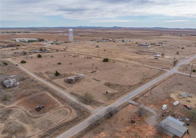 Photo 4 of Land for sale at S Stephenson St (kenneth O'neal Dr)/ E 3rd St, Hobart, OK 73651 | MLS# 1244485 | Listing updated on 2026-08-15