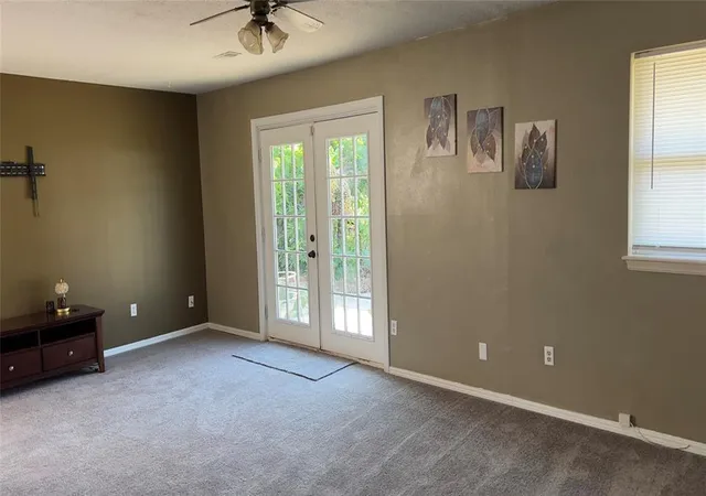 Photo 3 of Single family home for sale at 313 Willow Pl, Yukon, OK 73099 | MLS# 1244493 | Listing updated on 2026-10-05