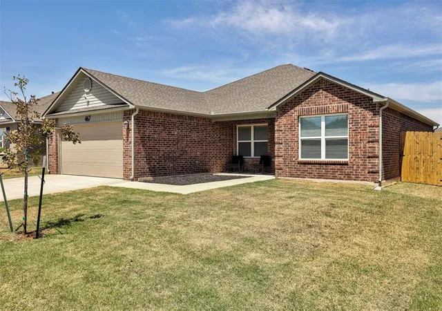 2nd image of 467 Se 7th Pl, Newcastle, OK 73065 | MLS# 1244494