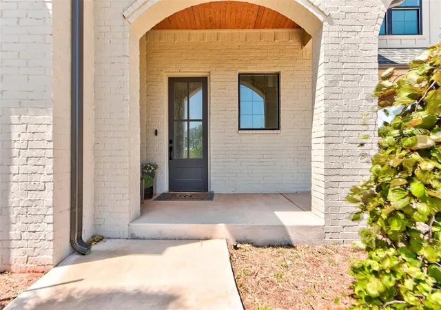 Photo 3 of Single family home for sale at 3387 Red Ridge Dr, Blanchard, OK 73010 | MLS# 1244519 | Listing updated on 2026-10-07