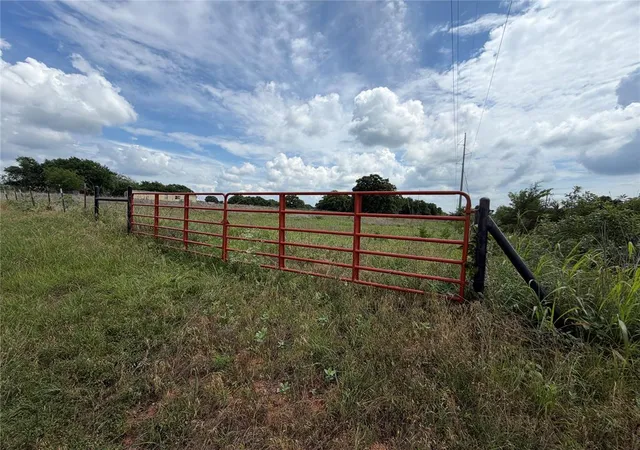 3rd image of 337089 E 850 Rd, Chandler, OK 74834 | MLS# 1244522