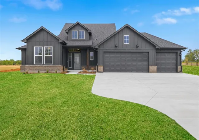 Photo 1 of Single family home for sale at 17903 240th Street, Washington, OK 73093 | MLS# 1244526 | Listing updated on 2026-10-09