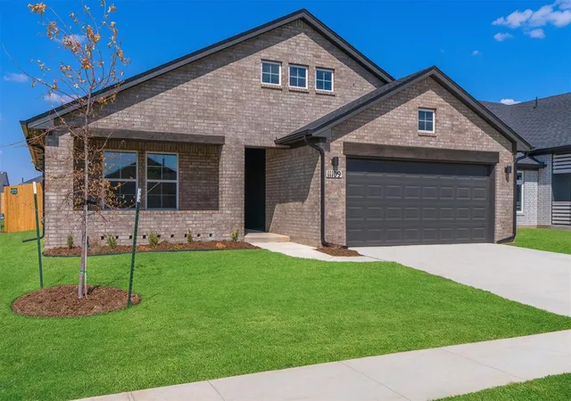 Single family home for sale at 11109 NW 131st Street, Piedmont, OK 73078 | MLS# 1244527