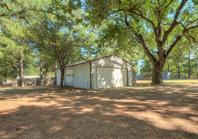 image of 187 E Highland Ave, Eufaula, OK 74432 | MLS# 1244542