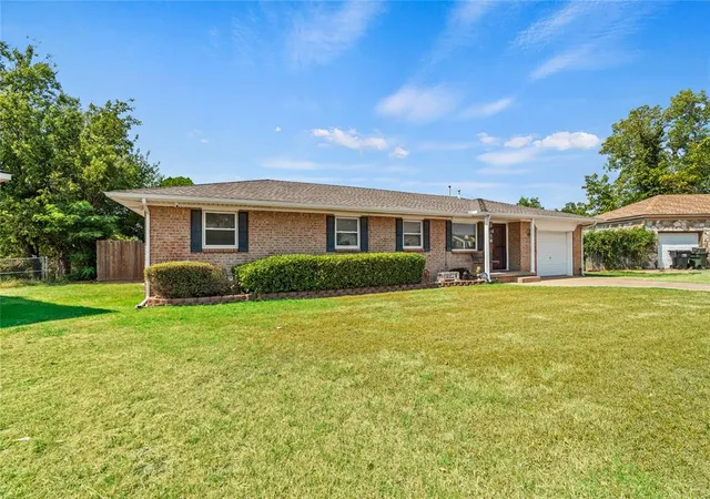 4th image of 614 Circle Dr, Watonga, OK 73772 | MLS# 1244556