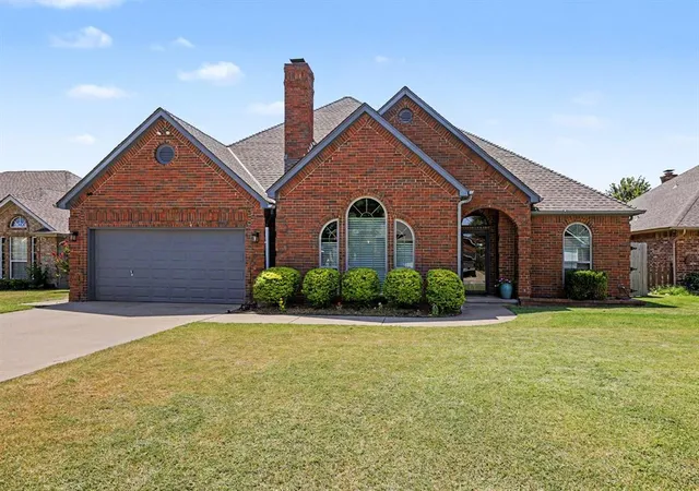 Photo 3 of Sale Pending at 2828 SW 108th Street, Oklahoma City, OK 73170 | MLS# 1244563 | Listing updated on 2026-09-05