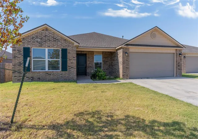 Photo 3 of Single family home for sale at 526 Se 3rd Terrace, Newcastle, OK 73065 | MLS# 1244564 | Listing updated on 2026-10-01