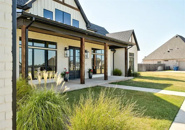2nd image of 1034 Acclivis Wy, Newcastle, OK 73065 | MLS# 1244576