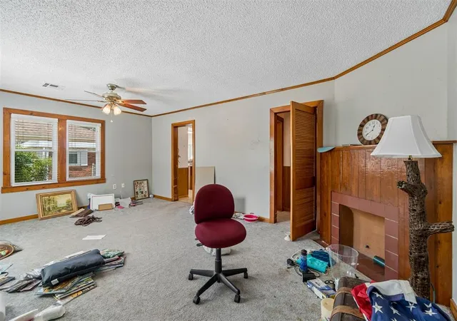 Photo 4 of Sale Pending at 17 E 11th Street, Edmond, OK 73034 | MLS# 1244577 | Listing updated on 2026-09-01