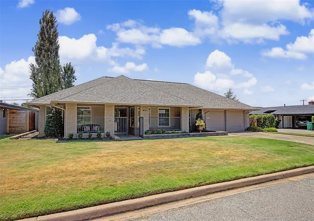 Photo 2 of Single family home for sale at 2620 Nw 61st Street, Oklahoma City, OK 73112 | MLS# 1244586 | Listing updated on 2026-09-15