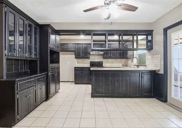 Photo 4 of Single family home for sale at 7609 Northway Ter, Oklahoma City, OK 73162 | MLS# 1244594 | Listing updated on 2026-10-07