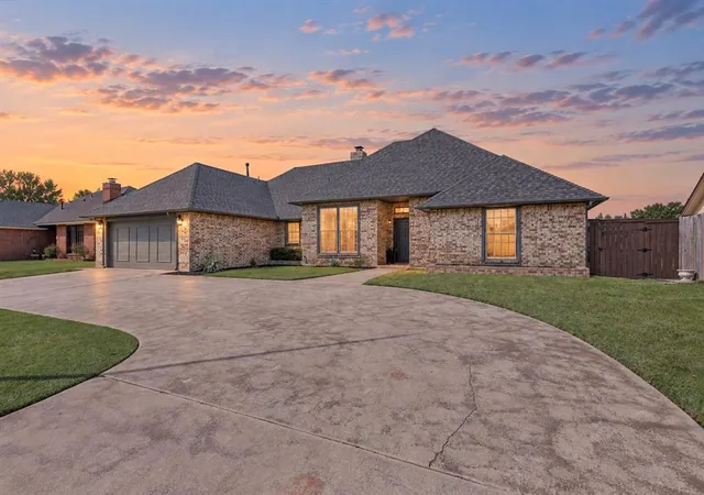 Photo 3 of Sale Pending at 713 Sw 112th Street, Oklahoma City, OK 73170 | MLS# 1244595 | Listing updated on 2026-09-30
