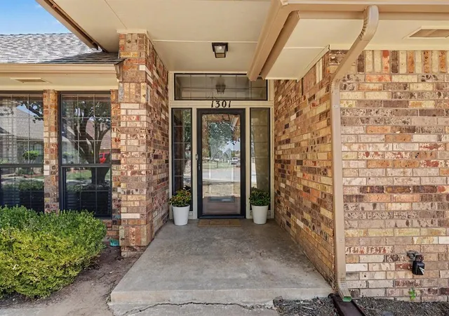 Photo 3 of Single family home for sale at 1301 Sw 107th Place, Oklahoma City, OK 73170 | MLS# 1244602 | Listing updated on 2026-09-02