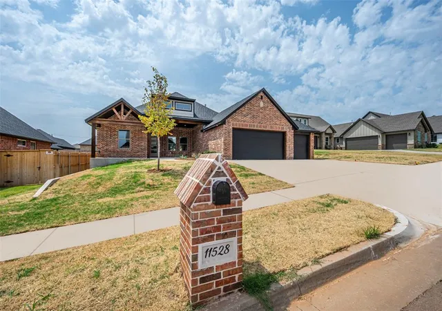 Photo 2 of Single family home for sale at 11528 Nw 103rd Street, Yukon, OK 73099 | MLS# 1244603 | Listing updated on 2026-10-05