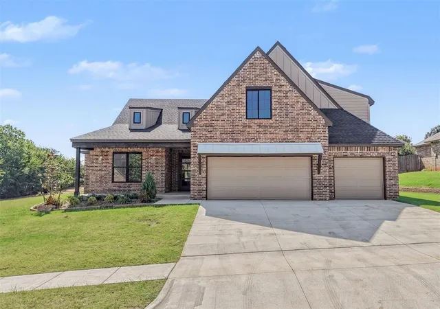 Photo 1 of Single family home for sale at 19640 Stratmore Way, Edmond, OK 73012 | MLS# 1244607 | Listing updated on 2026-09-08