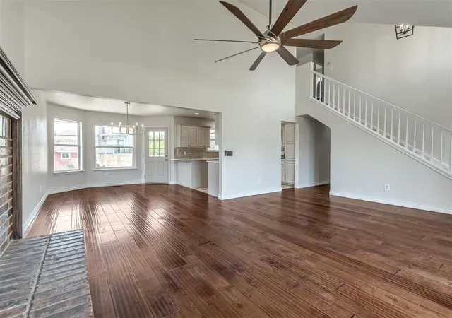 2nd image of 2705 E Hills Dr, Moore, OK 73160 | MLS# 1244620