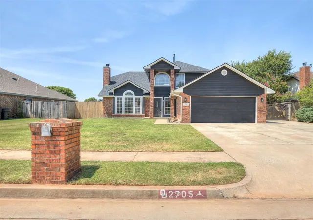 Photo 3 of Sale Pending at 2705 E Hills Dr, Moore, OK 73160 | MLS# 1244620 | Listing updated on 2026-08-29