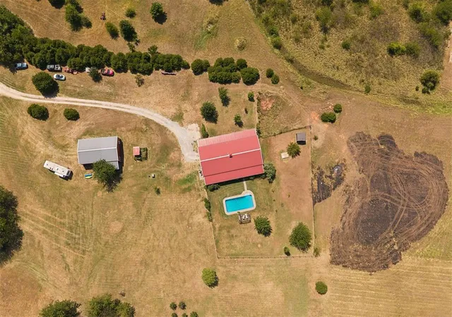 2nd image of 516 S Portland Ave, Newcastle, OK 73065 | MLS# 1244625