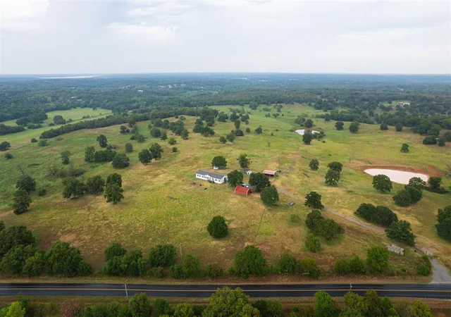 Photo 3 of Land for sale at E Cedar Ln Rd, Norman, OK 73026 | MLS# 1244630 | Listing updated on 2026-09-01