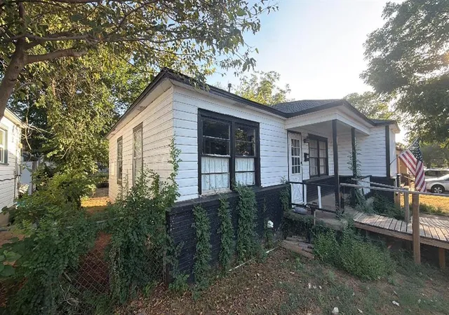 2nd image of 202 E Elder Ave, Duncan, OK 73533 | MLS# 1244631