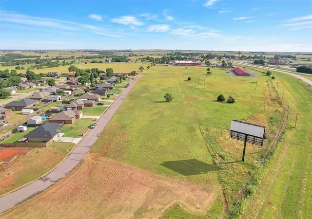 4th image of 00 Willow St, Elk City, OK 73644 | MLS# 1244641