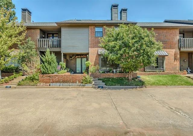 1st image of 11300 N Pennsylvania Ave #190, Oklahoma City, OK 73120 | MLS# 1244651