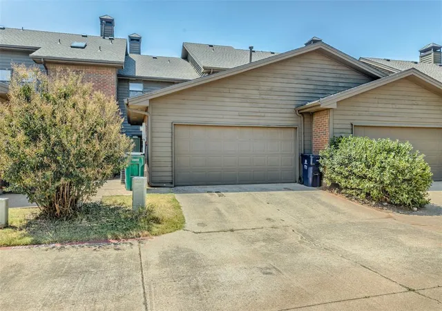 Condo for sale at 11300 N Pennsylvania Ave #190, Oklahoma City, OK 73120 | MLS# 1244651