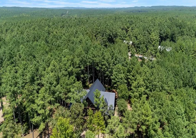 Photo 4 of Single family home for sale at 145 Hackberry Flats Trl, Broken Bow, OK 74728 | MLS# 1244666 | Listing updated on 2026-08-26