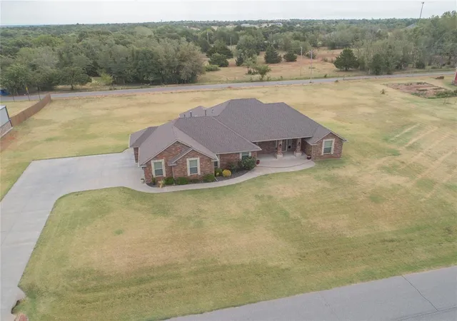 45th image of 600 Hannah Dr, Tuttle, OK 73089 | MLS# 1244670