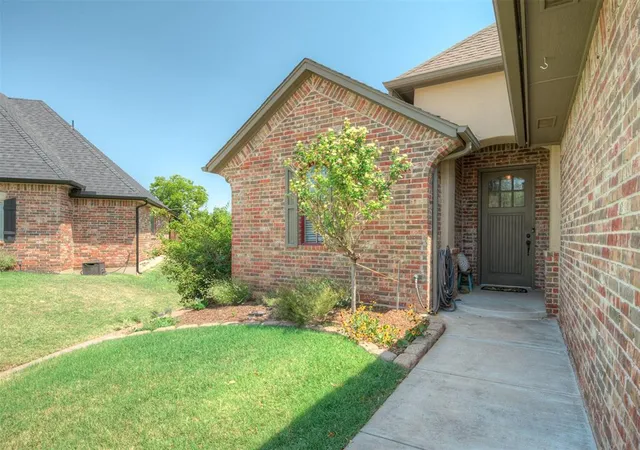 Photo 3 of Single family home for sale at 312 Evie Pl, Oklahoma City, OK 73160 | MLS# 1244681 | Listing updated on 2026-08-27