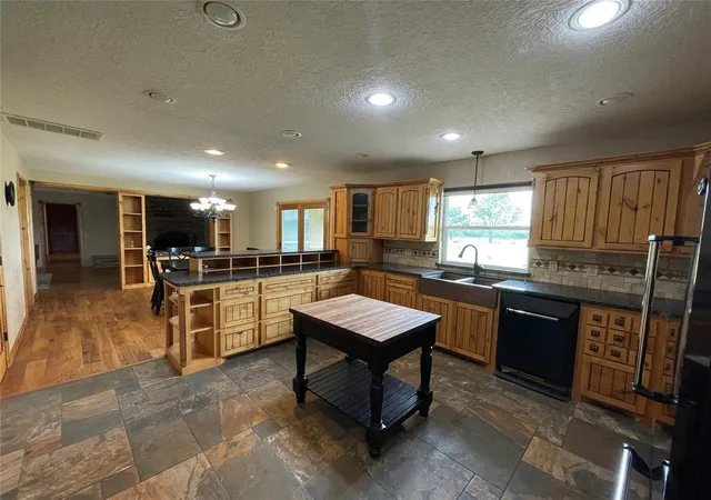 Photo 3 of Single family home for sale at 12701 Lewis Rd, Lexington, OK 73051 | MLS# 1244683 | Listing updated on 2026-08-30