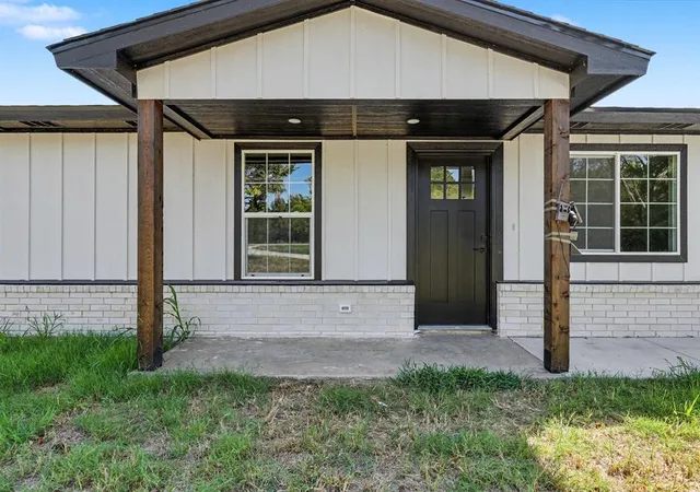 Photo 3 of Single family home for sale at 11150 Sh 56 Hwy, Okemah, OK 74859 | MLS# 1244684 | Listing updated on 2026-08-30